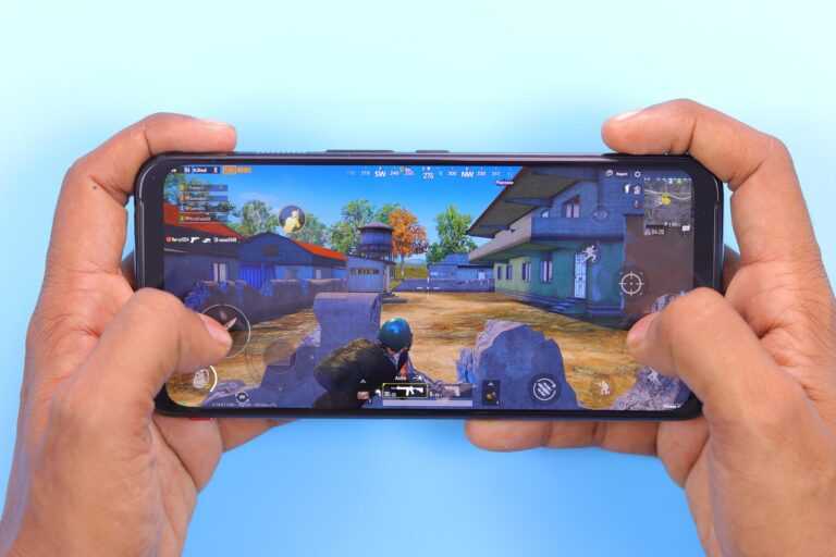 if someone has snapchat plus can they see if you view their profile